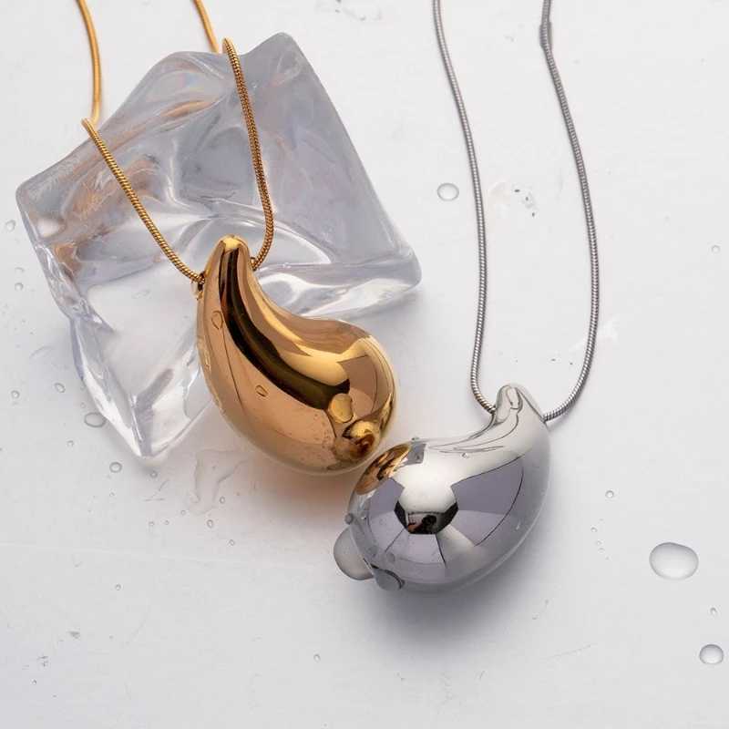Vintage gold plated thick dome pendant necklace suitable for womens fashion glossy thick teardrop necklace wholesale of jewelry gifts W240828