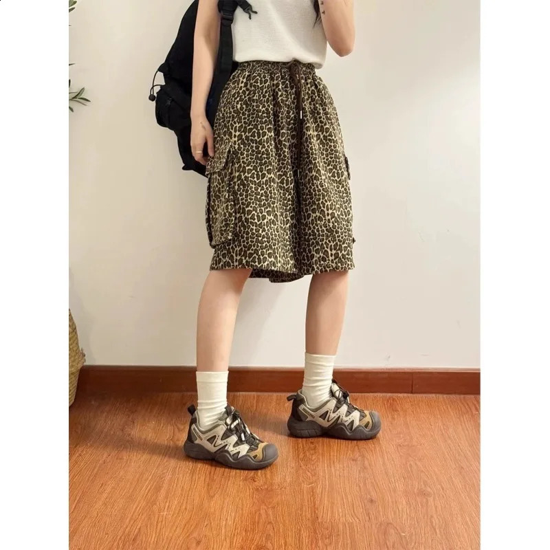 Deeptown vintage leopard print cargo shorts Haruku Y2k oversized sports jogging Trouser streetwear wide leg bag summer 240829