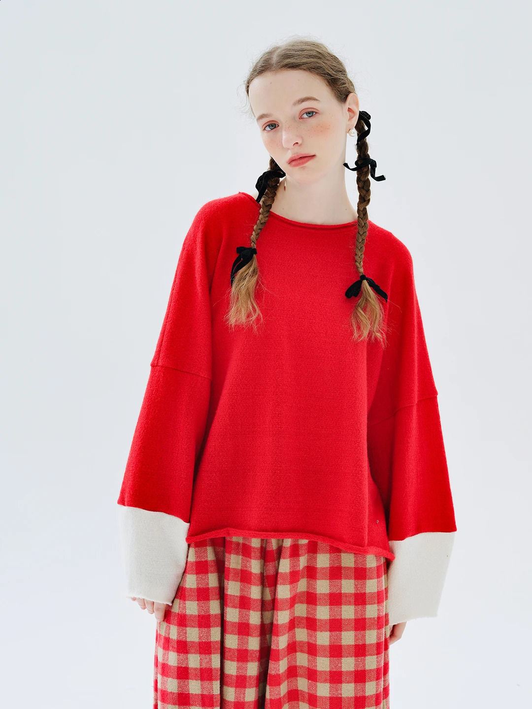 IMAKOKONI Original n Autumn Winter Warm Round Neck Pull Down Long Sleeve Sweater Rolling Edge Soft Top 234344 240827