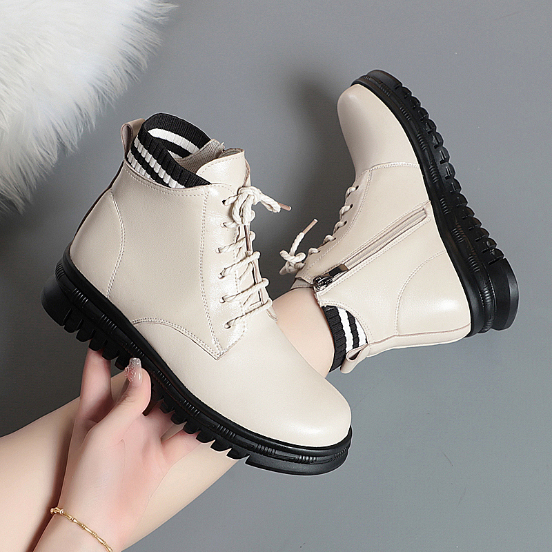 AIYUQI Women Winter Boots 2024 New Genuine Leather Wool Warm Women Snow Boots Women Short Boots Large Size Anti slip Mom's Boots