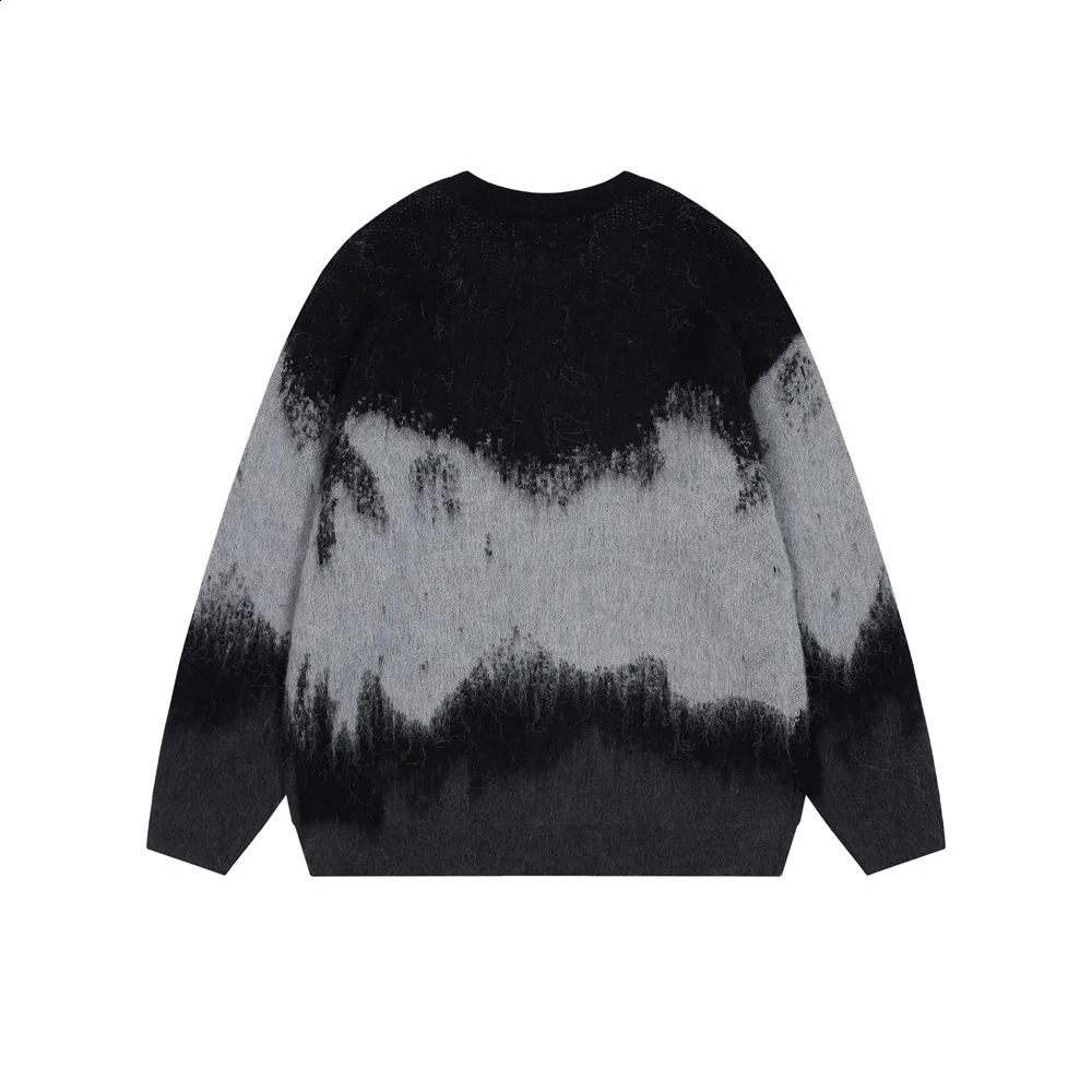 Hip Hop Streetwear Contrast Color Pullover Sweater Mens Gradient Brushed Round Neck Knitted Sweater Mens Oversized Sweater 240829