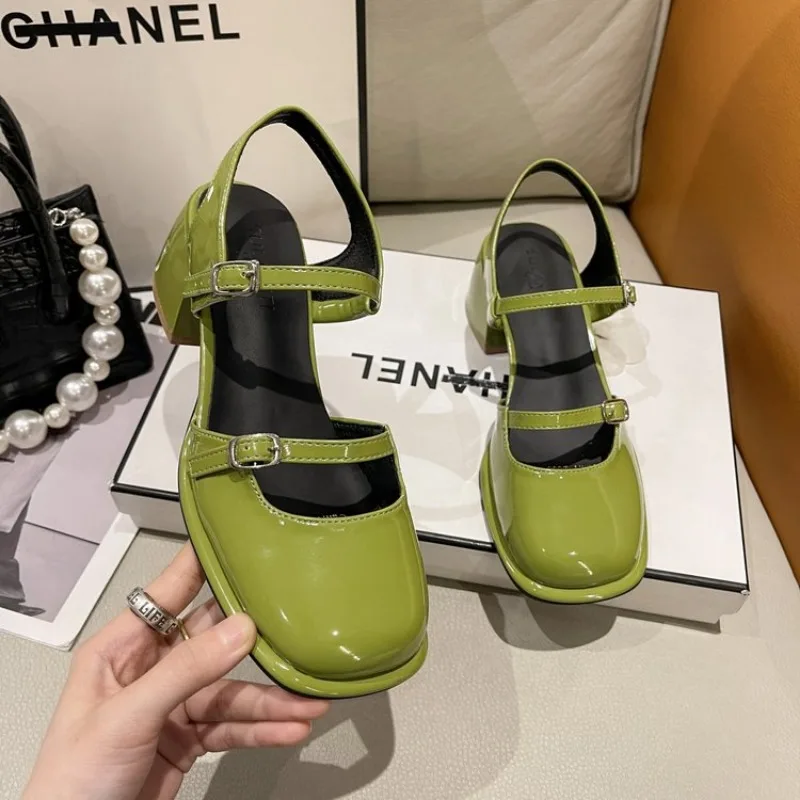 Non-slip Round Toe Sandals Ladies Casual 2023 Summer Hollow Beach Elegant Shoes Korean Fashion Party Shoes Design 2024