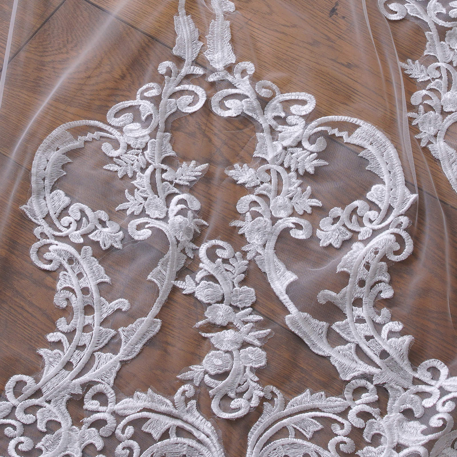 Simple Wedding Veil Beautiful One Layer Long Cathedral Length Veils Applique Edge Velo De Cabeza For Bride Voile Custom Made