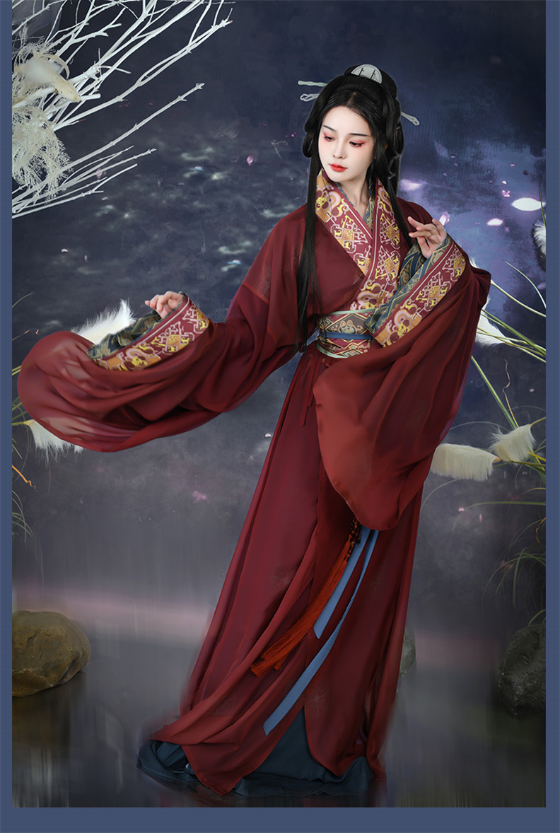 Ancient China Traditional Garment Warring States Dynasties Gown Woman Standard Hanfu ZhiJu Outer Robe and Inner QuJu Dress