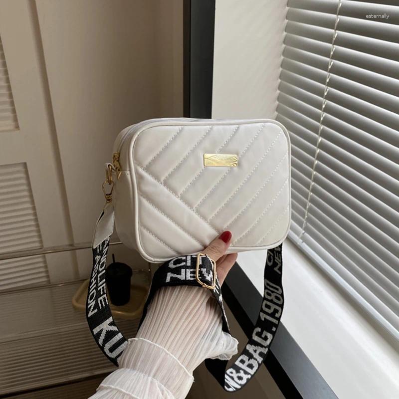 Shoulder Bags Fashion Solid Color Bag Crossbody For Women Leather Woven Purse Female Designer Handbags zhanyishengli