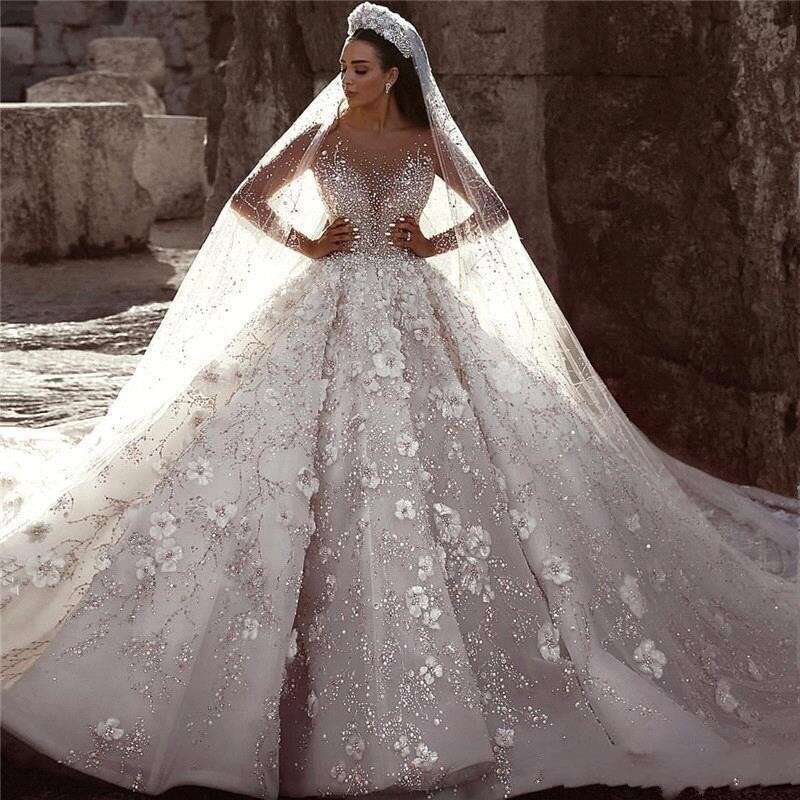 Shiny Ball Gown Long Sleeevs Wedding Dresses Crystal Beaded 3D wers Lace Plus Size Saudi Arabic Dubai Bridal Go
