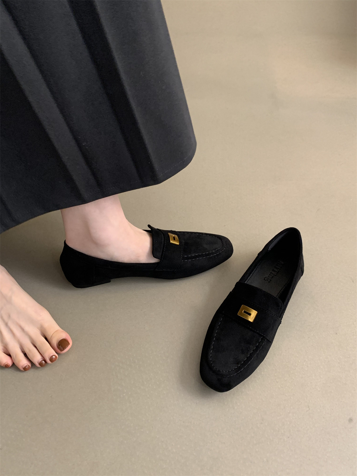 Suede Quality Loafers Women Flat Casual Leather Metal Decor Slip on Mules Spring Summer Walk Runner Shoes Woman ab5e ac52