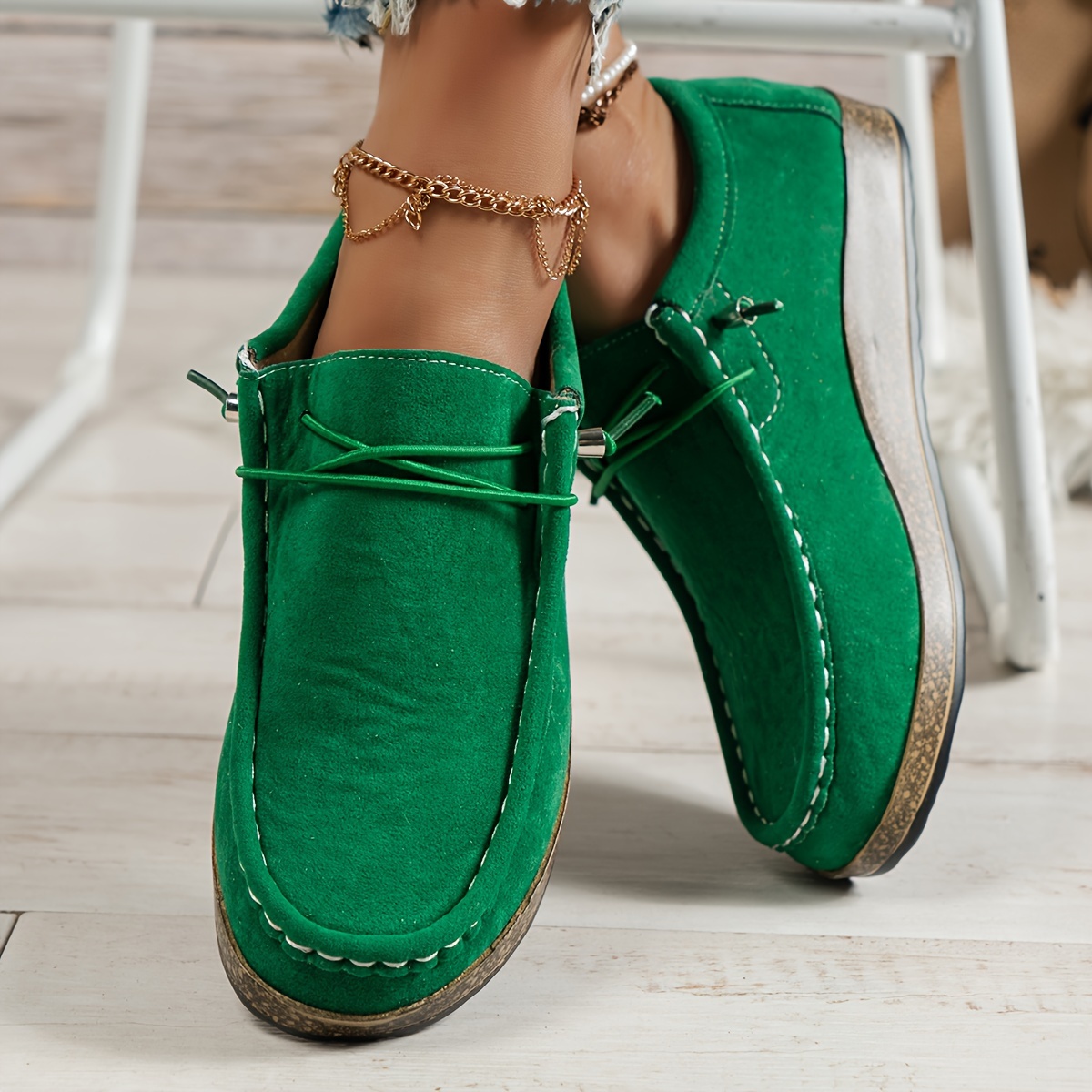 Lightweight Women's Sneakers - Casual Lace Up Outdoor Shoes for Comfortable All-Day Wear