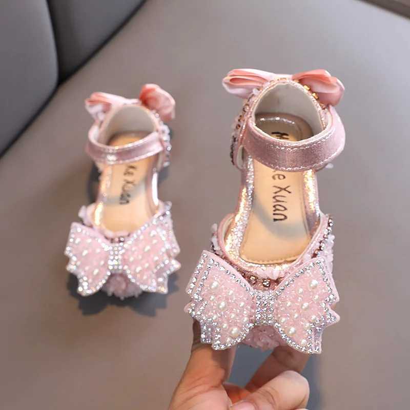 Baby Girl Leather Shoes Childrens School Apartment Childrens Flash Shoes Wedding Birthday Party Bow Rhinestone Princess Sweet W240829