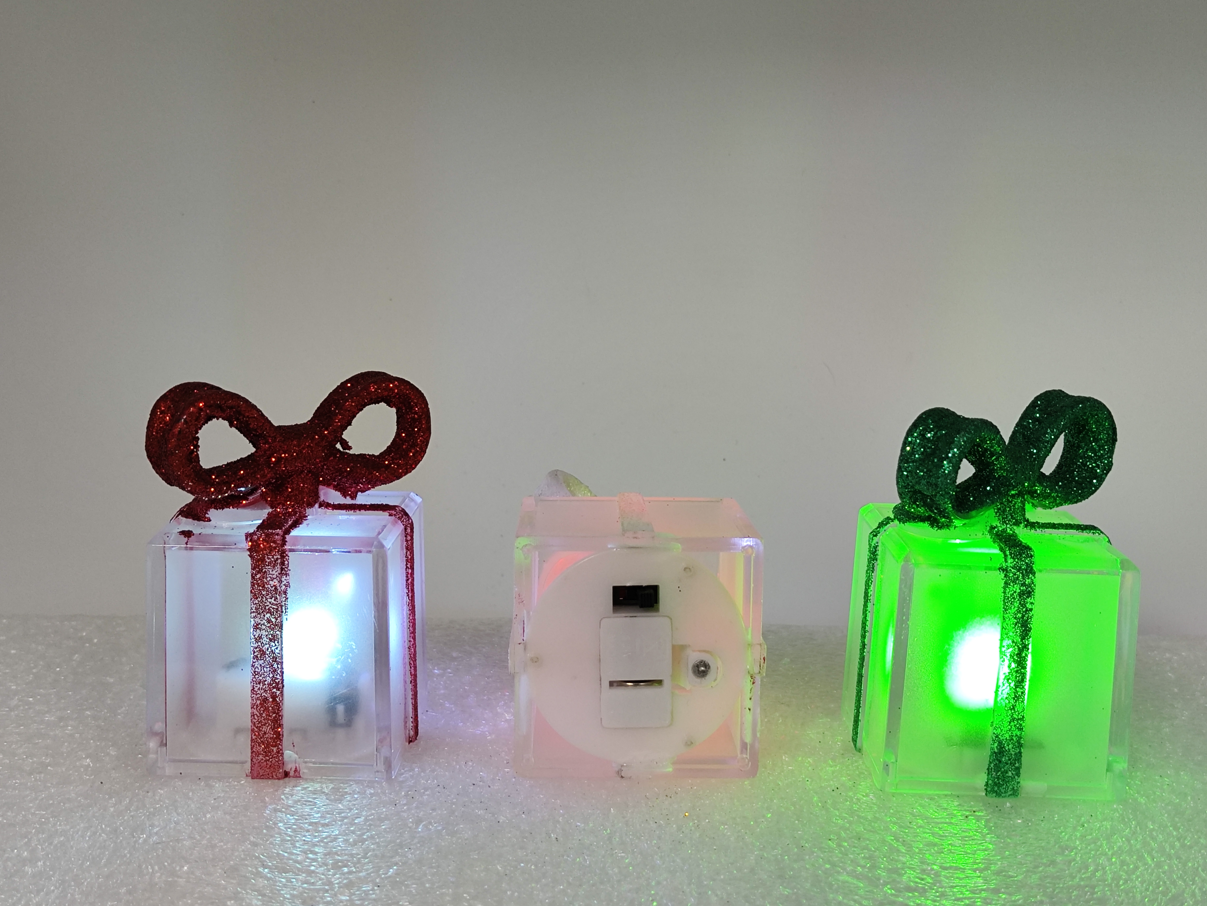 Christmas gift box for children LED lights new small ornaments
