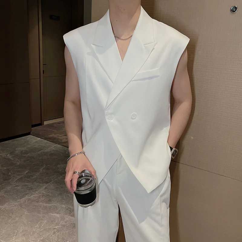 Mens Sleeveless Black White Solid Color Short Vest 2024 Summer New Trend Personality Design Casual Notched Collar Waistcoat Y240830