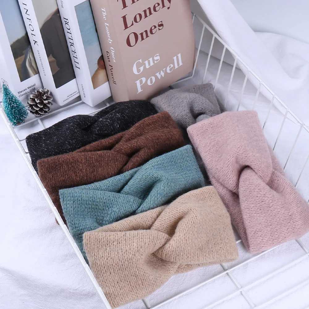 Donarsei Korean Winter Wide Knitted Cross Headband Womens Fashion Solid Color Elastic Yoga Headband CL240830