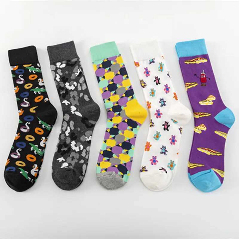 Men's Socks 5 pairs of socks new colorful tide socks swimming ring socks casual cotton socks trend medium tube socks wholesale Y2408307ZCU