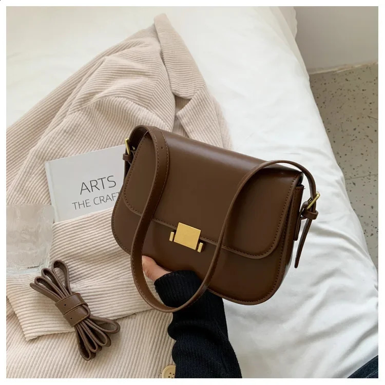 Mini Brown Handbag Underarm Shoulder Cross Bag Womens Handbag Fashion Small Square Bag 240830