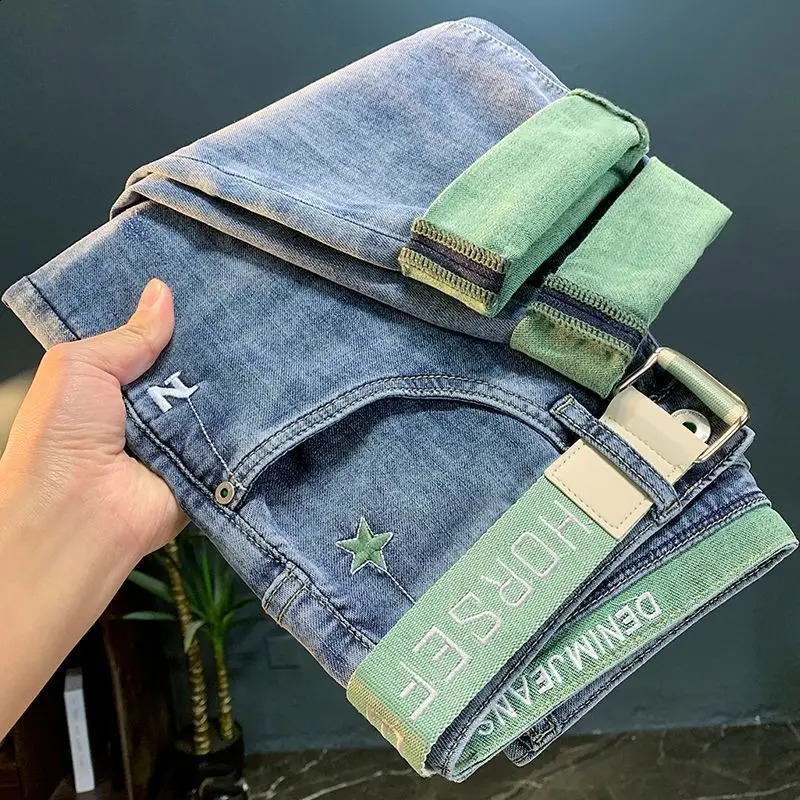 Fashionable Spring Harajuku HipHop Korean Clothing Mens HighEnd Embroidery SlimFit Cowboy Cargo Denim Jeans for Men 240826Z