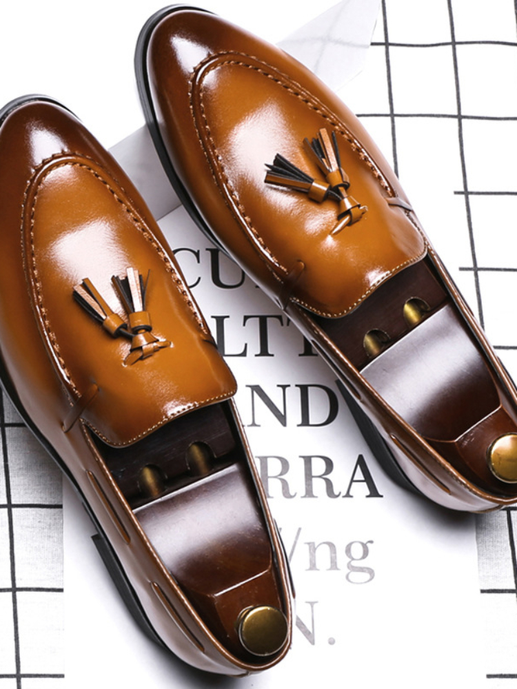 Man Casual Shoes Italy Style Comfortable Fashion Luxury loafers Men Leather Shoes 2023