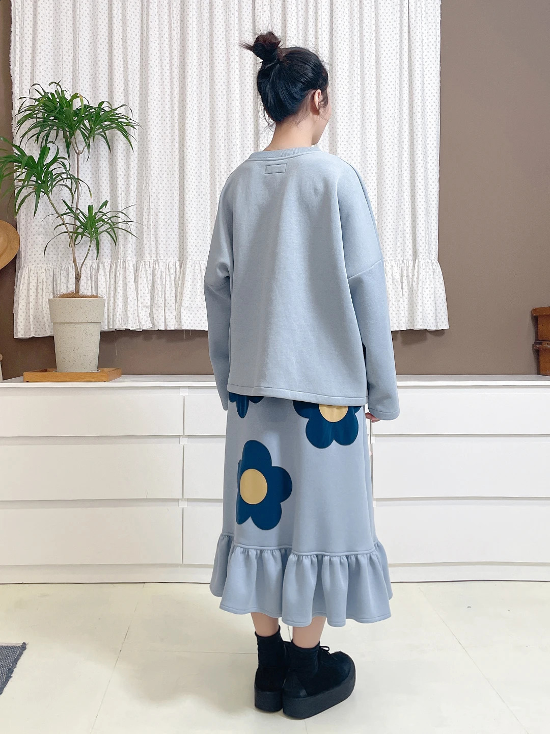 Imakokoni Original n Round Neck Pullover Long Sleeve Blue Flower Printed Top for Women 234425 240827