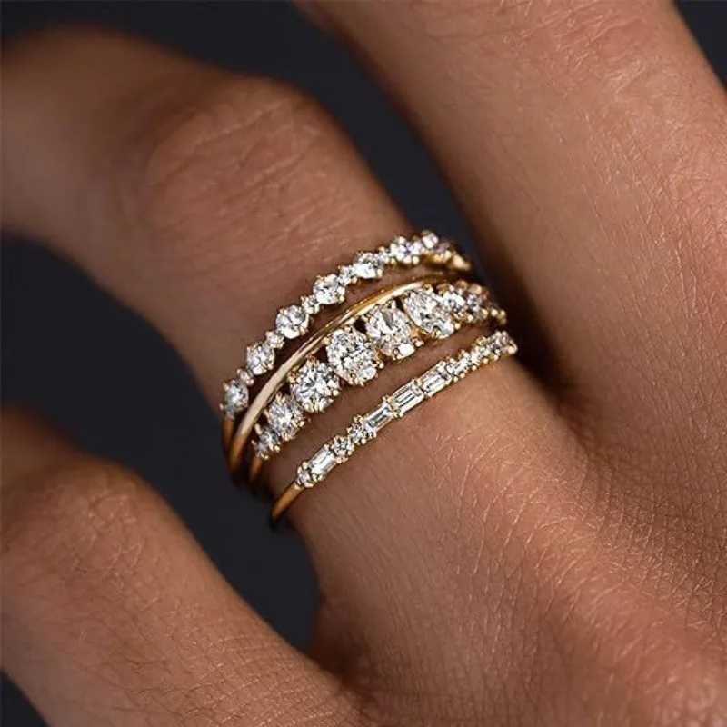 Kolmnsta 4-piece/set Exquisite 18k gold-plated zircon stacked ring used for womens engagement wedding band fashion jewelry gifts W240829
