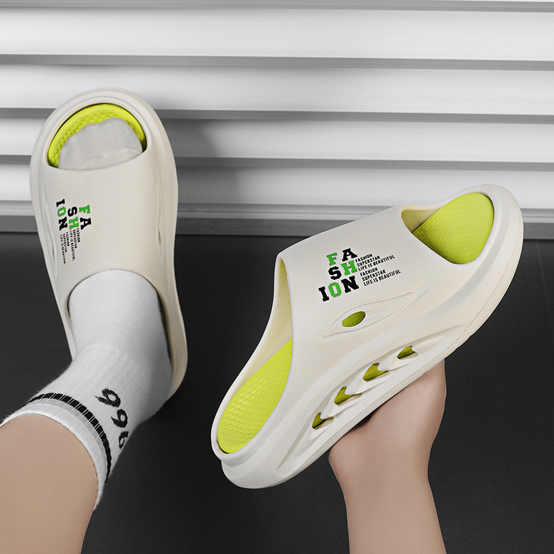 Fashion Men Slippers Outdoor Sandals Beach Soft Sole Indoor Slides Design Men Casual Shoes Flip-flops Home Slippers Size 39-48