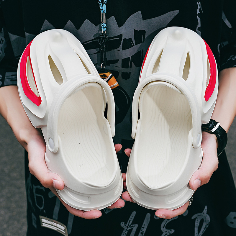 Fashion New Men Sandals Slippers Outdoor Beach Comfortable Soft Clogs Design Mens Beach Sandals Mens Casual Shoes Garden Shoes