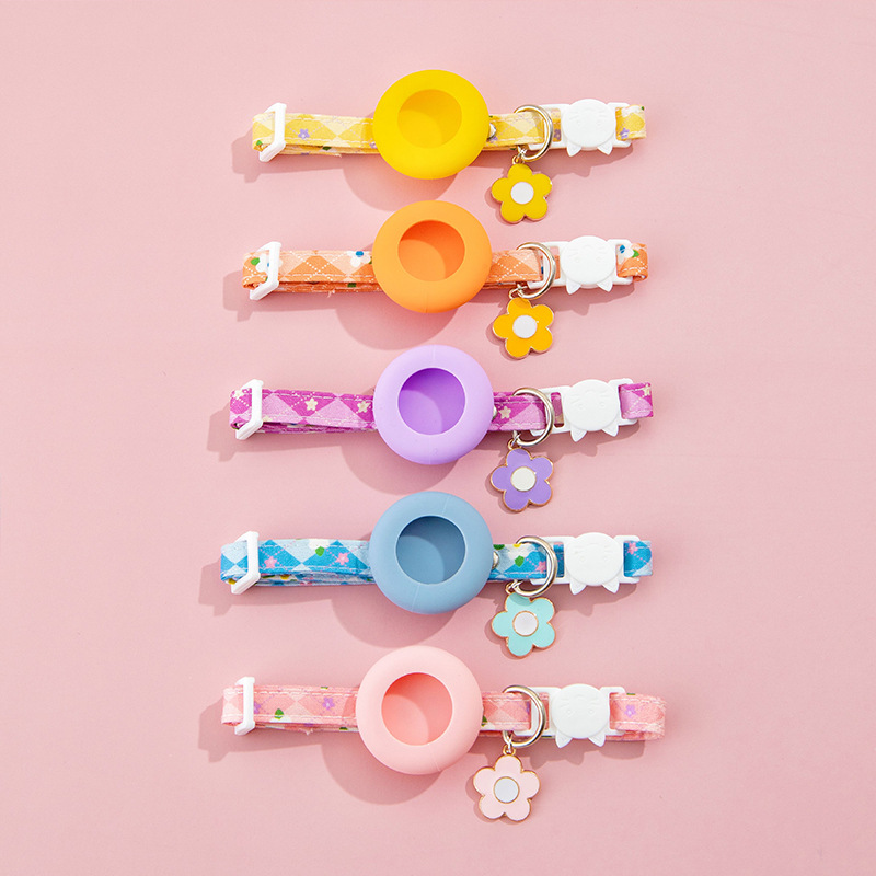 AirTag Cat Collar,print Adjustable Cat Collar with Apple Air Tag Holder,Safety Cat Collars for Girl Boy Cats,Kittens and Puppies