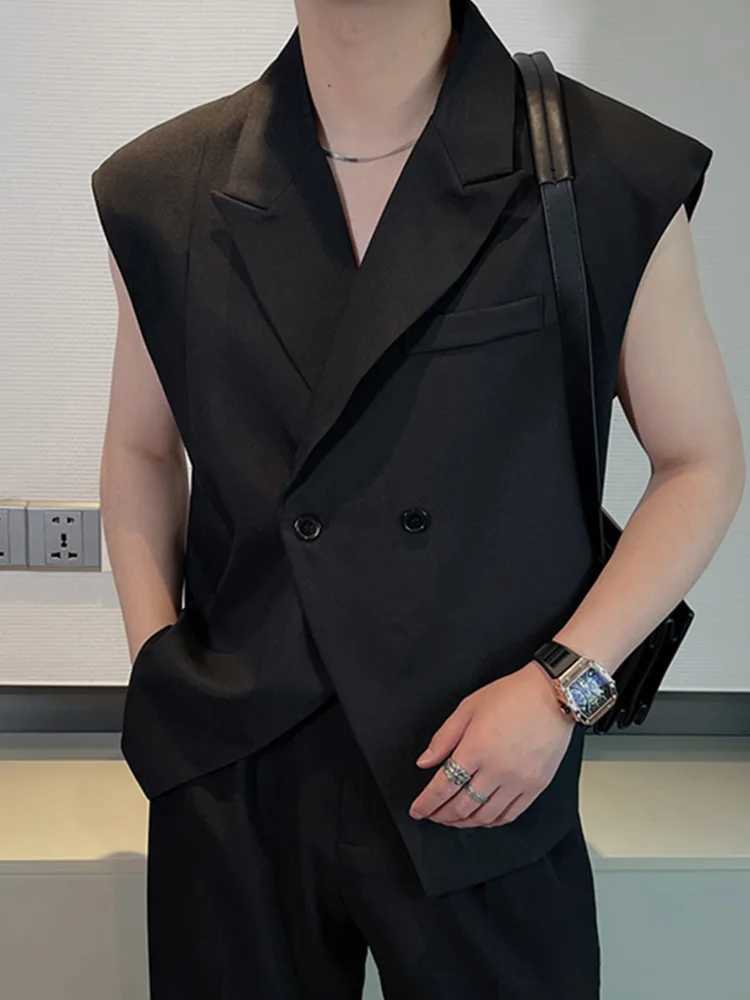 Mens Sleeveless Black White Solid Color Short Vest 2024 Summer New Trend Personality Design Casual Notched Collar Waistcoat Y240830