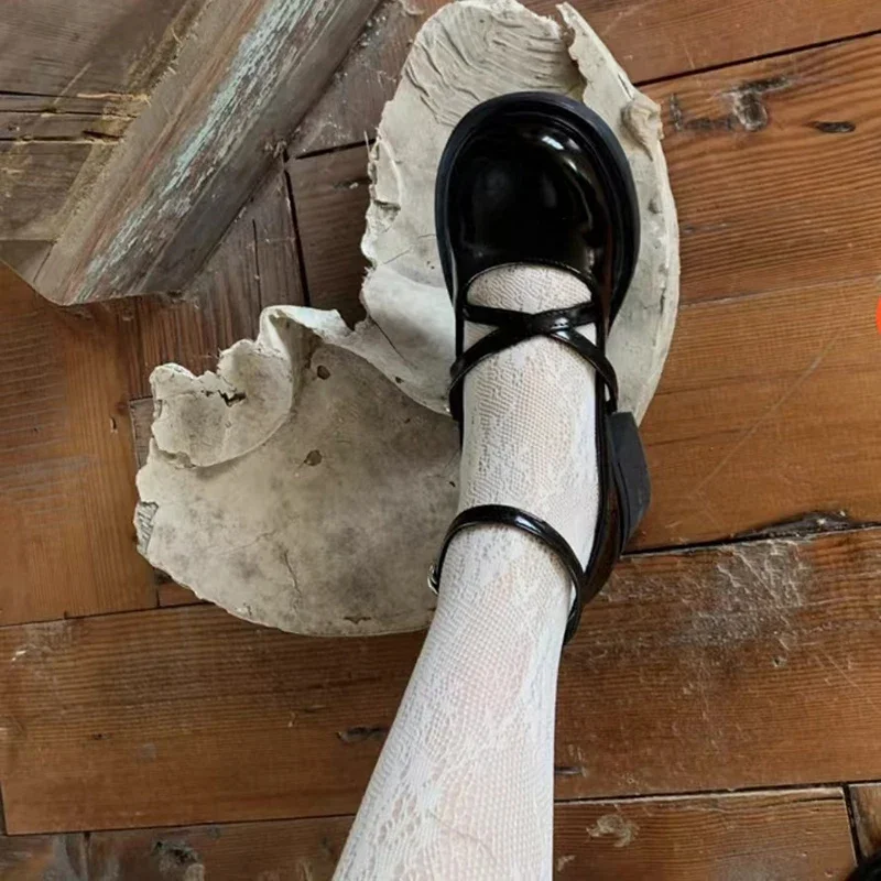 2025 new Fashion Cross Strap Thick Heels Pumps Women New Black Brown High Heel Woman Round Toe College Style 37e2