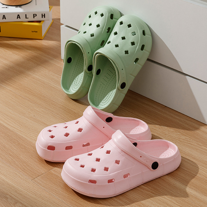 Women Waterproof Slippers Summer Outdoor Women Slides EVA Soft Sole Garden Shoes Indoor Solid Colored Slippers Holes Shoes C56