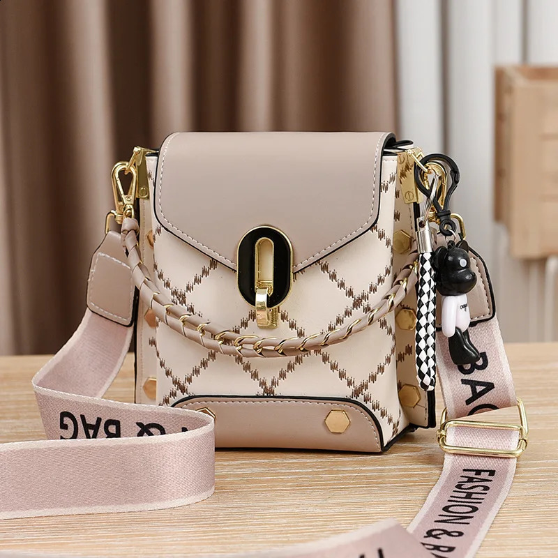 Womens fashion paradigm simple square single shoulder ten font fashionable mini phone bag 240830 90d7