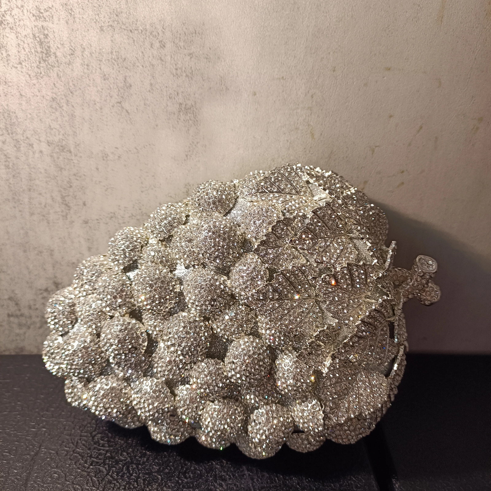 Fashion Grape Crystal Purse Purple er Women Party Clutches Mini Clutch Bags Drop Wedding Bridal Handbags 240830 add0 4