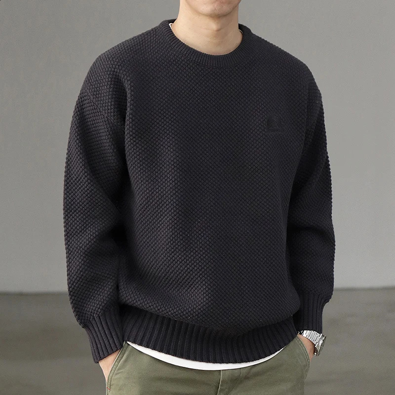 Vintage pineapple printed sweater with loose and casual lining thick needle round neck jacquard sweater for men 240829