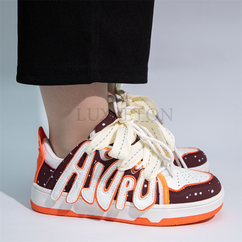 Flat Bottomed Low Cut Round Toe Board Shoes with Mesh for Breathability Comfort Casual Fashion and Trendy Bread Shoes