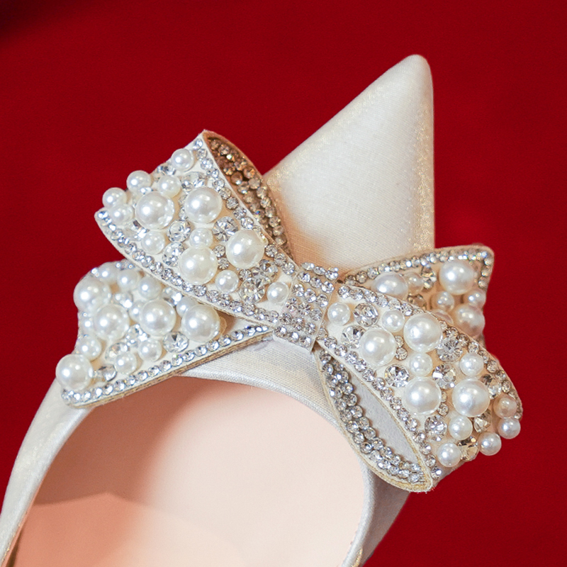 Luxury Pearl Bowknot Wedding Bridal Shoes for Women 2023 Sexy Pointed Toe Stiletto Heel Pumps Woman Beige Satin High Heels Shoes Y241008