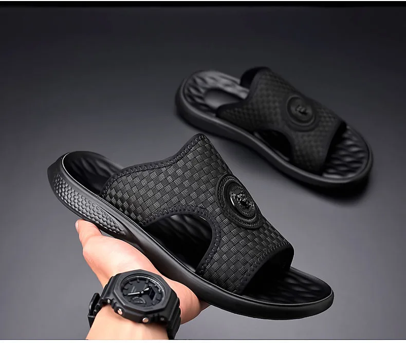 2024 Summer New Shoes for Men Slippers Fashion Casual Slides Comfortable Street Cool Beach Shoes Black Knit Sandals