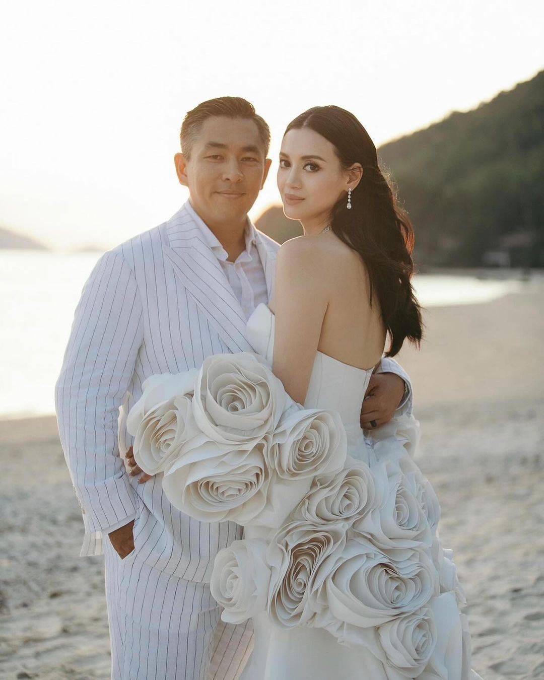 Handmade Flowers Wedding Dress Satin Mermaid Backless Bridal Gowns Custom Made 2 Pieces Wraps vestidos de novia