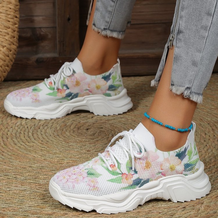 Casual wer trainers for women 2024 new style fashion flat bottom single large size upturned lace-up casual shoes
