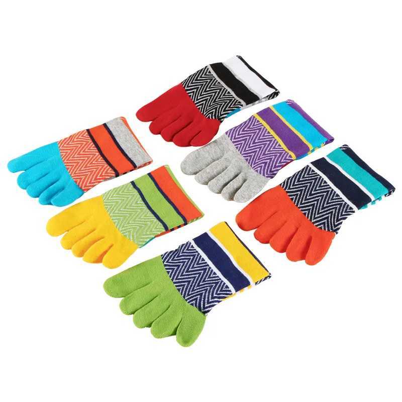 Men's Socks 5 Pairs Bright Color Ankle Five Finger Socks Man Cotton Striped Patchwork Mesh Breathable Strt Fashion No Show Socks With Toes Y24083
