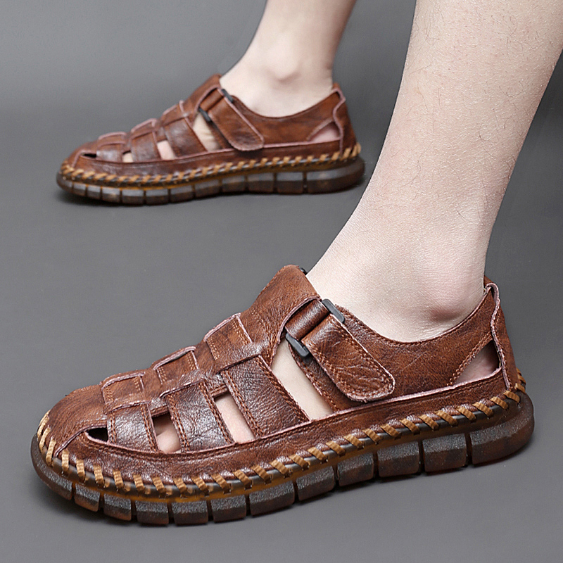 Men's Classic Sandals Leather New Outdoor Summer Handmade Slippers Brand Beach Breathable New Men Sneakers Casual Shoes 51a3