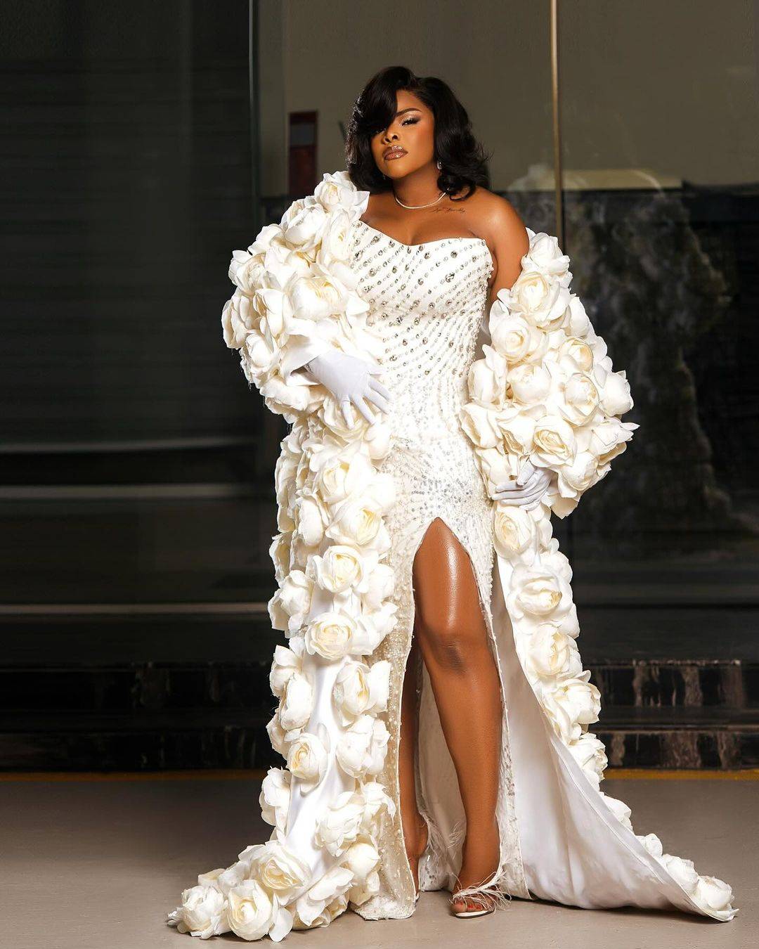 Luxurious Mermaid Wedding Dress Handmade Flowers Beads Bridal Gowns Custom Made Crystal Wraps vestidos de novia
