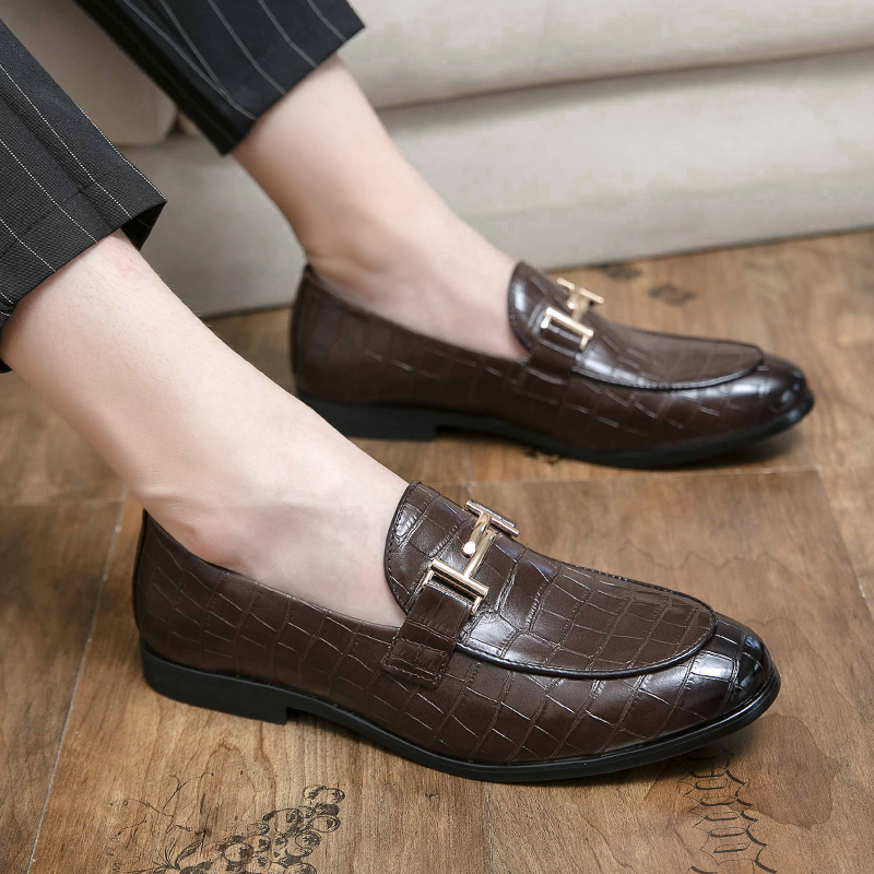 2024 High Quality Casual Leather 38~48 Designer Mens Dress Wedding Black Fashion Office Business Loafers Formal Shoes for Men
