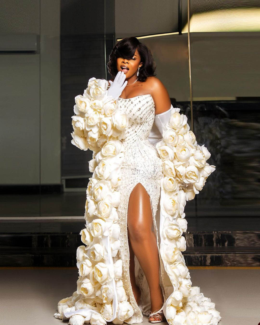 Luxurious Mermaid Wedding Dress Handmade Flowers Beads Bridal Gowns Custom Made Crystal Wraps vestidos de novia