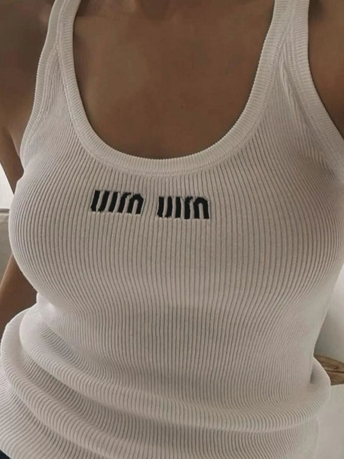 Summer Fashionable Womens Sexy Slim Blouse O Collar Sleeveless Ladys Running Tanks Vest Embroidered Letter Street Tops Tees 240829