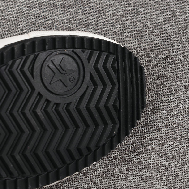 2025 new 2019 New Arrival Summer Fashion Men Flats All Black White red Casual Mens Canvas Shoes Lace-Up high top shoes wed3 547f