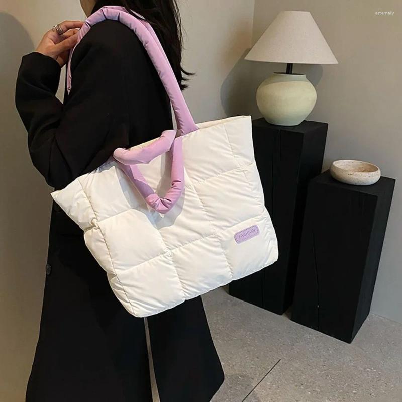 Totes Women Shoulder Bags Fashion Large Tote Padded Handbags Designer Quilted Nylon Down Cotton Crossbody Bag Winter Purse