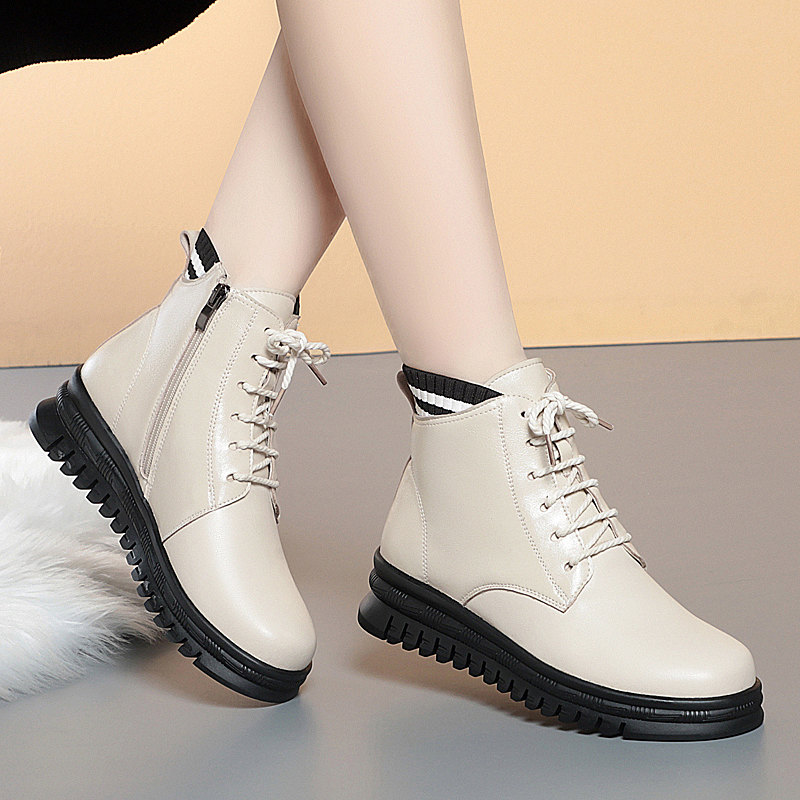 AIYUQI Women Winter Boots 2024 New Genuine Leather Wool Warm Women Snow Boots Women Short Boots Large Size Anti slip Mom's Boots