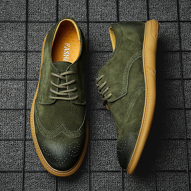 Mens Dress Shoes New Brogue Shoes Men Leather Shoes Vintage Carved Formal Business Flats Shoes Men Wedding Shoes Plus Size K260328