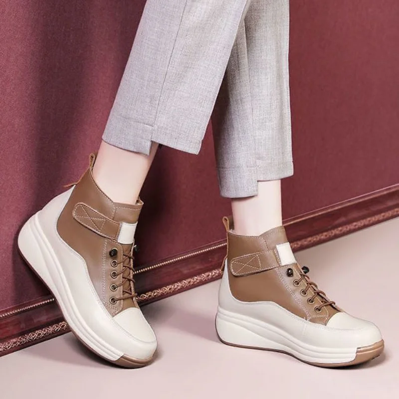 2024 Autumn New Women's Boots Soft-soled Anlkle Boots Winter Casual Lightweight Thick-soled Boots Woman Fluch Retro Short Boot