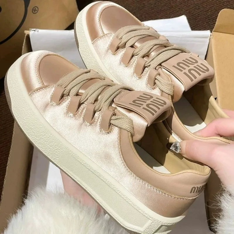 Leather Flat Ladies Running Shoes NEW Lace-up Casual Sneakers Fashion Painted Graffiti Lace Up Sports Shoes for Women 8b7e