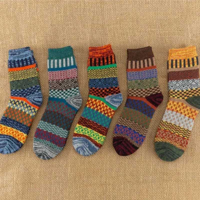 Men's Socks 5 Pairs Winter Mens Socks Thicken Shps Wool Socks Warm Men Retro Styorful Fashion Man Socks for Snow Boots Y240830M0JB