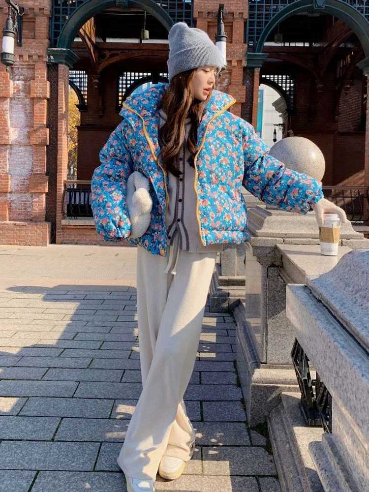 Women's Down Parkas Womens tailored floral bedding jacket floral print lightweight apron coat zipper style stand up collar warm jacket Y240824EVT